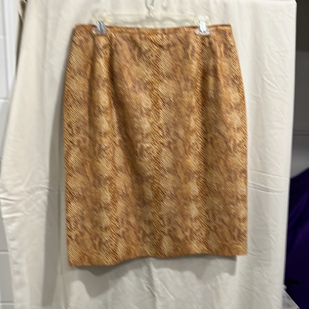 Women 2pc skirt and blouse set by harve benard size 16 snakeskin - Picture 5 of 7